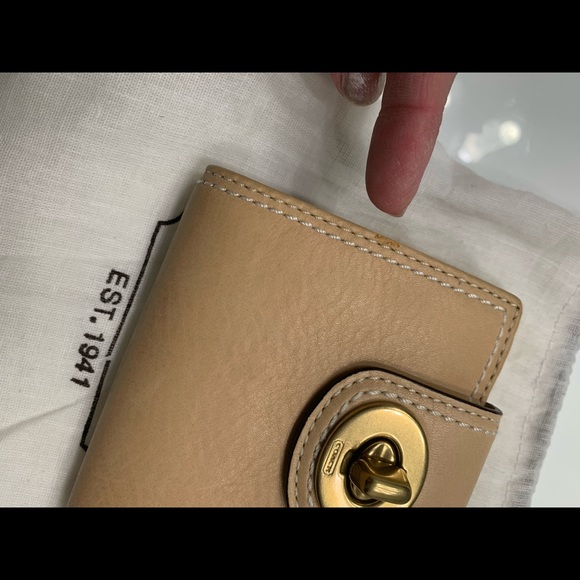 Coach Wallet - Picture 9 of 12